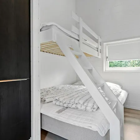 7 Bedroom Gorgeous In Hébergement de vacances *