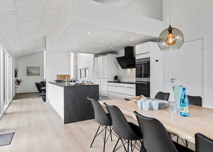 7 Bedroom Gorgeous In