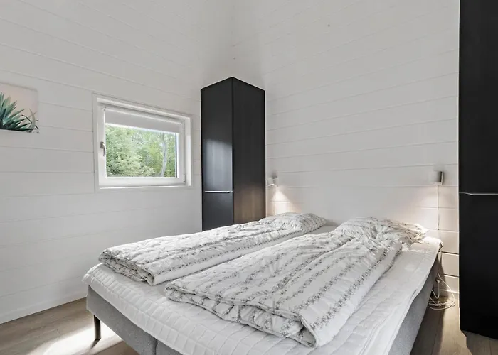度假居 7 Bedroom Gorgeous In