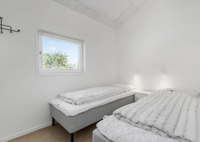 7 Bedroom Gorgeous In 度假居 Glesborg
