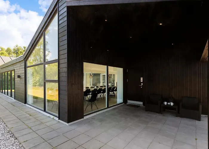 7 Bedroom Gorgeous In *